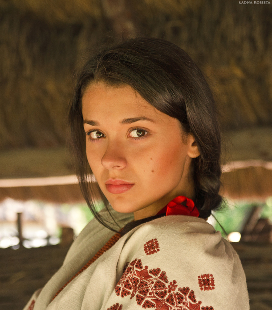 Girls in Slavic costumes in Brazzaville