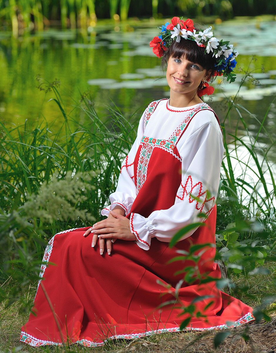 Beautiful girl Girls in Slavic costumes in Brazzaville