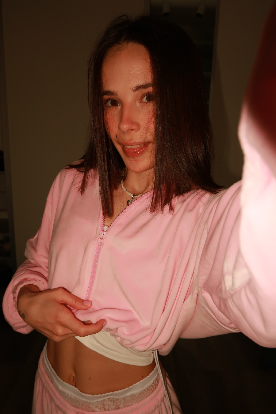 Tina brings the glow — live moments in Brazzaville