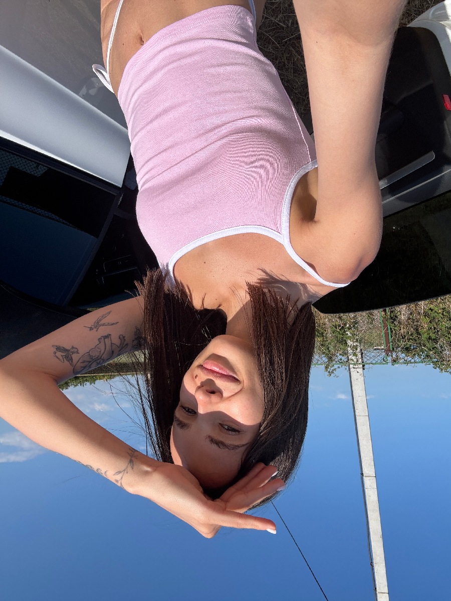 Sexy model Tina in Brazzaville